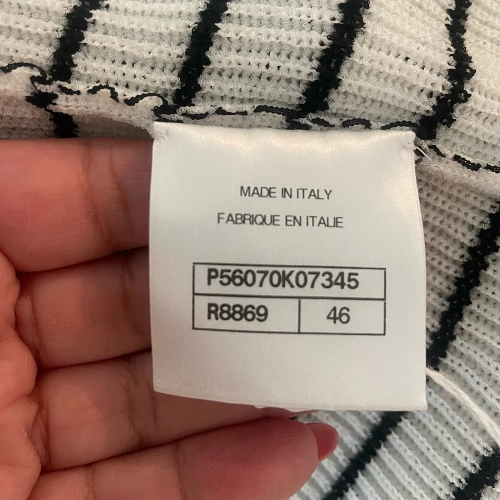 Authentic Chanel 17P Striped Knit Nautical Top size 46 P56070K07345